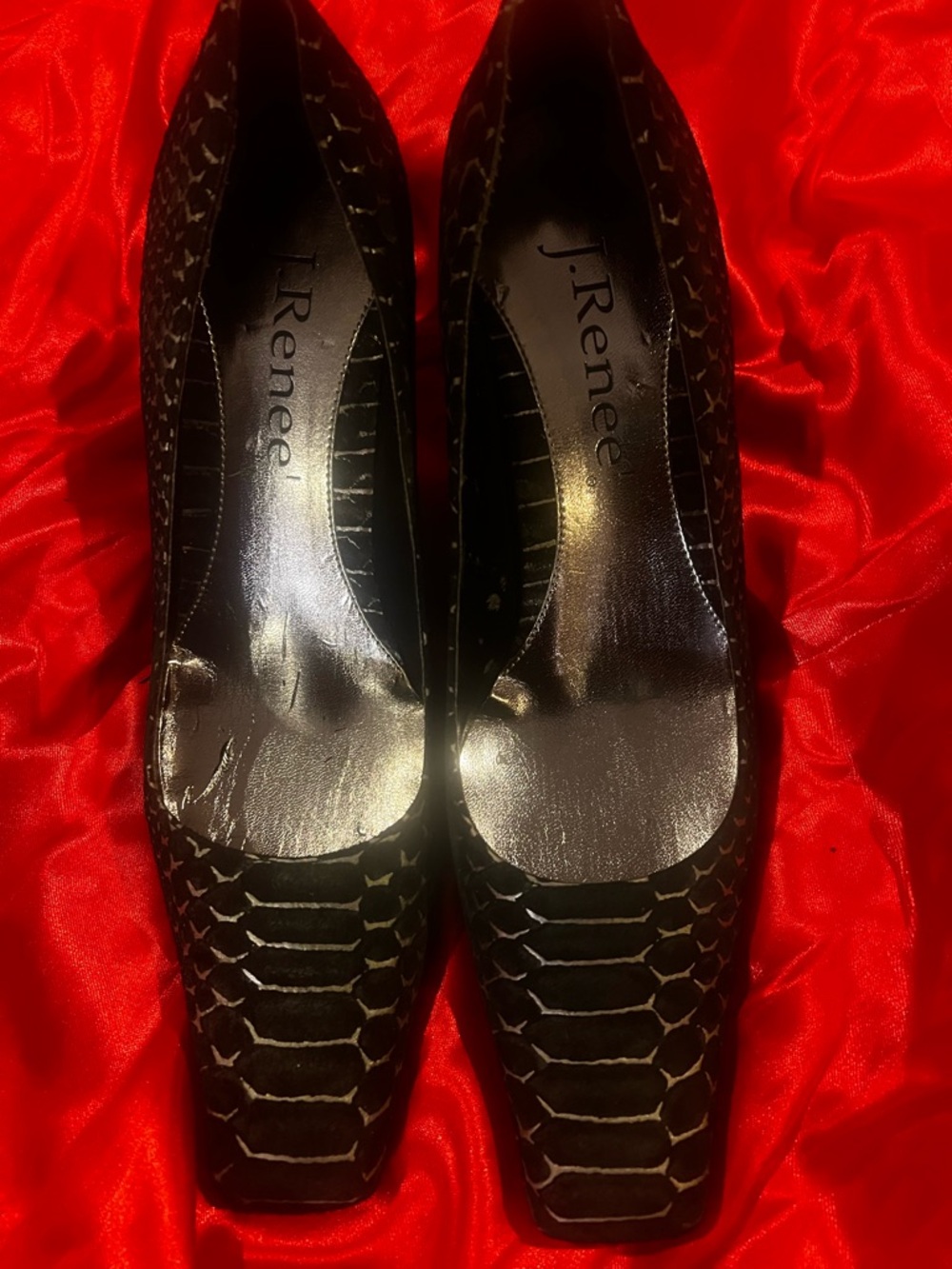 J.Renee Black Croc-Embossed Pointed Pumps